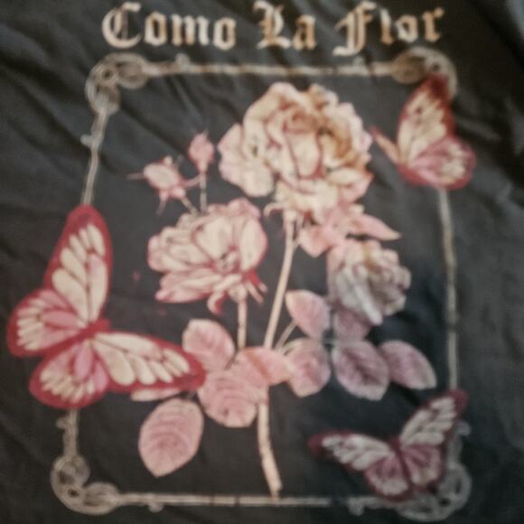 Love & Lazy Days T-Shirt Women's Small Gray Distressed Cropped Como La Flor XL - Picture 7 of 7